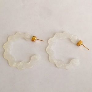Bohemian Wavy Hoop Earring White
